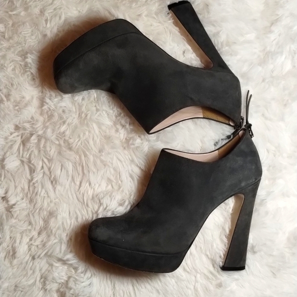 Miu Miu grey suede booties - Picture 3 of 14